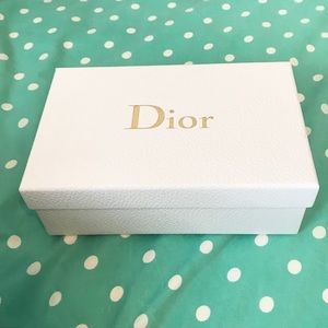 Dior box